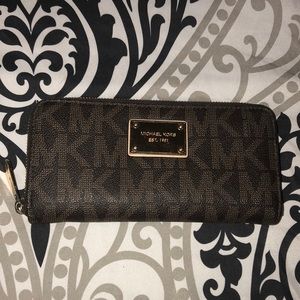 MK wallet